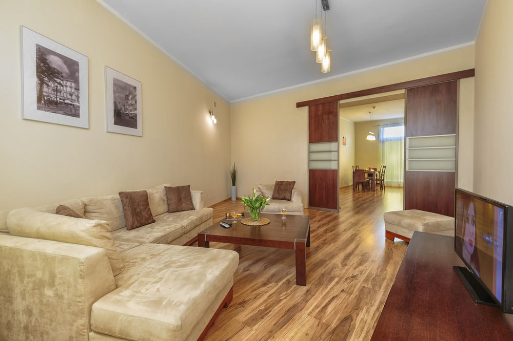 Adler Bed&Breakfast Apartment วูดช์ ภายนอก รูปภาพ