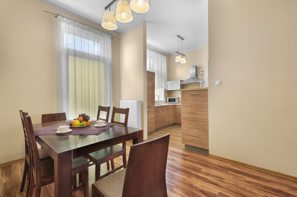 Adler Bed&Breakfast Apartment วูดช์ ภายนอก รูปภาพ
