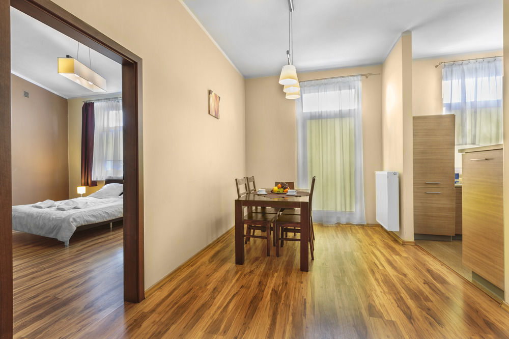 Adler Bed&Breakfast Apartment วูดช์ ภายนอก รูปภาพ